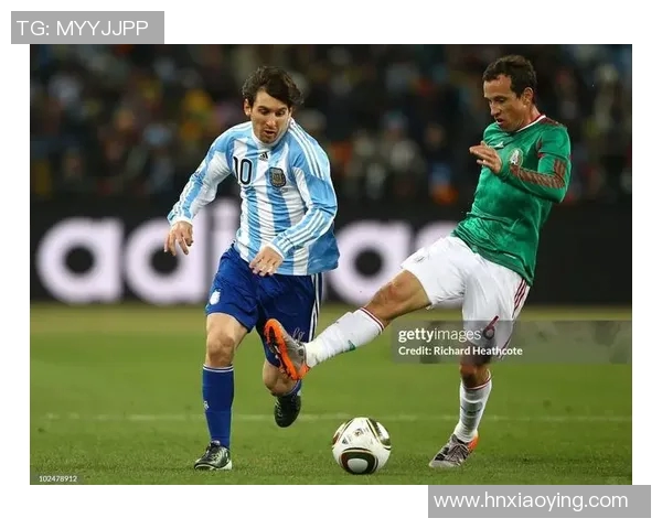 足球十号传奇球星盘点:从马拉多纳到梅西的辉煌历程