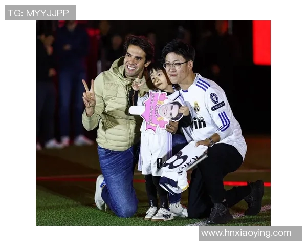 武汉超级球星足球赛卡卡引领激情对决 成就经典时刻与荣耀之战